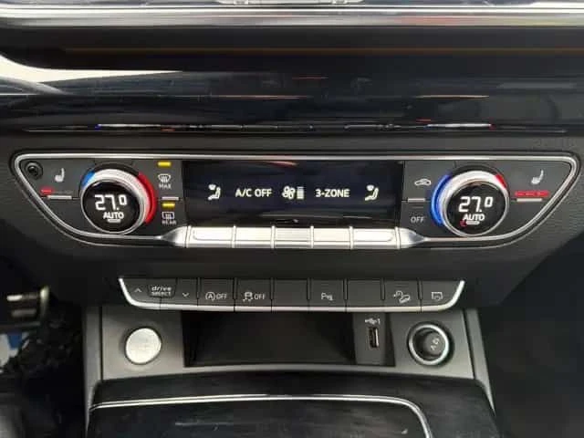 Audi Q5 Technik * S-line * ПАНО * ОБДУХВАНЕ * 360, снимка 13 - Автомобили и джипове - 54029925