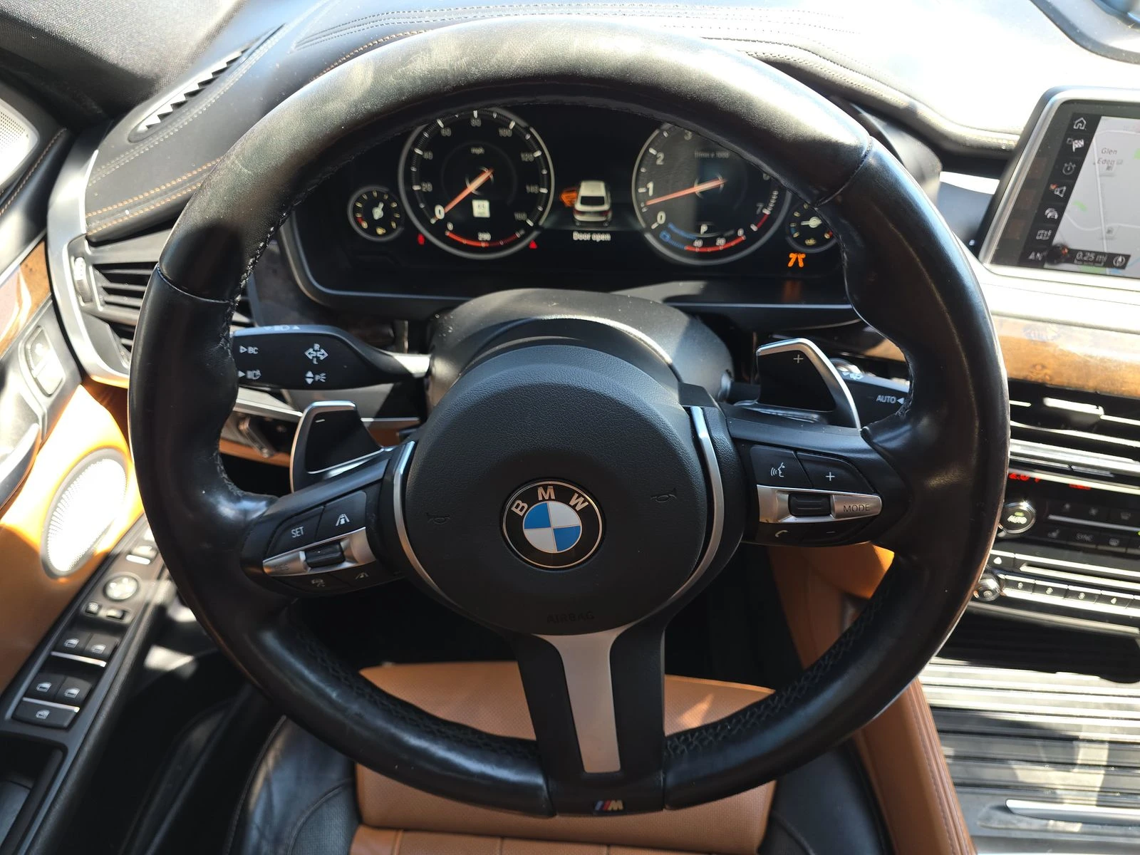 BMW X6 * xDrive35i* M SPORT LINE* BI-COLOR INTERIOR - изображение 7