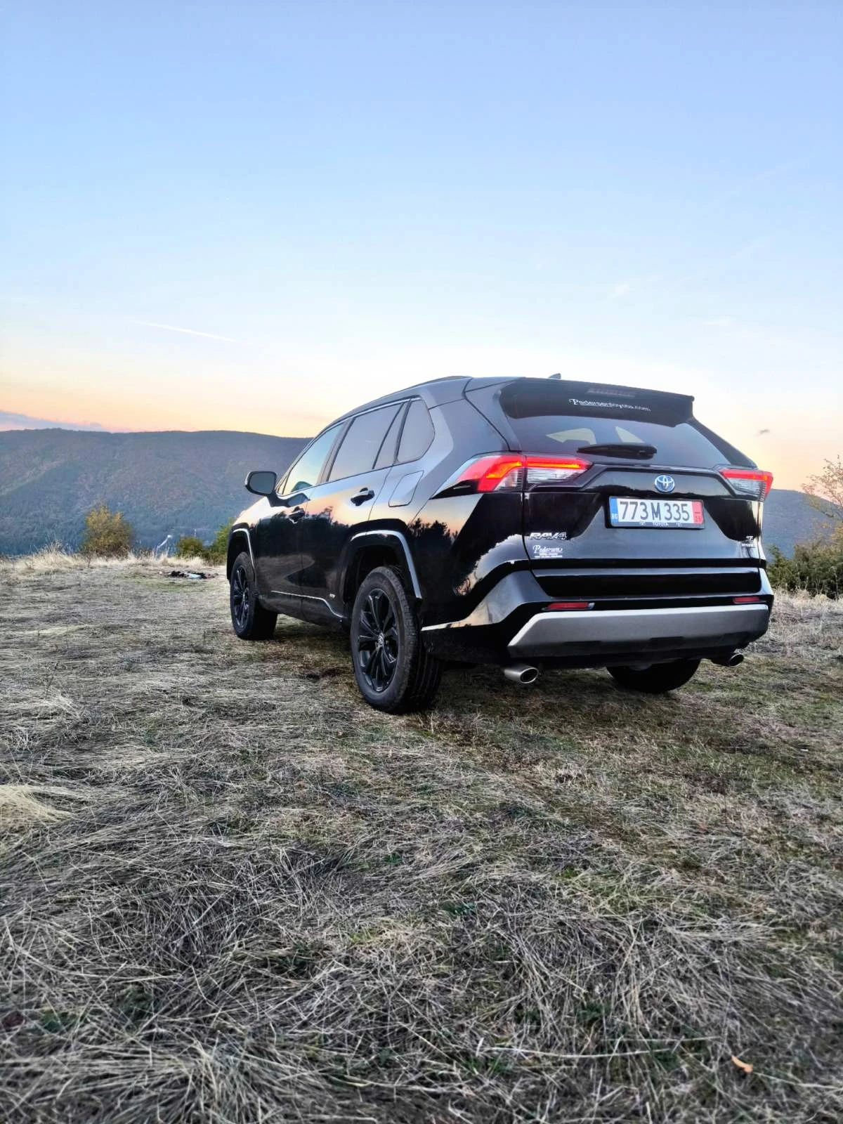 Toyota Rav4 HYBRID * Sport Edition * Лизинг - изображение 10