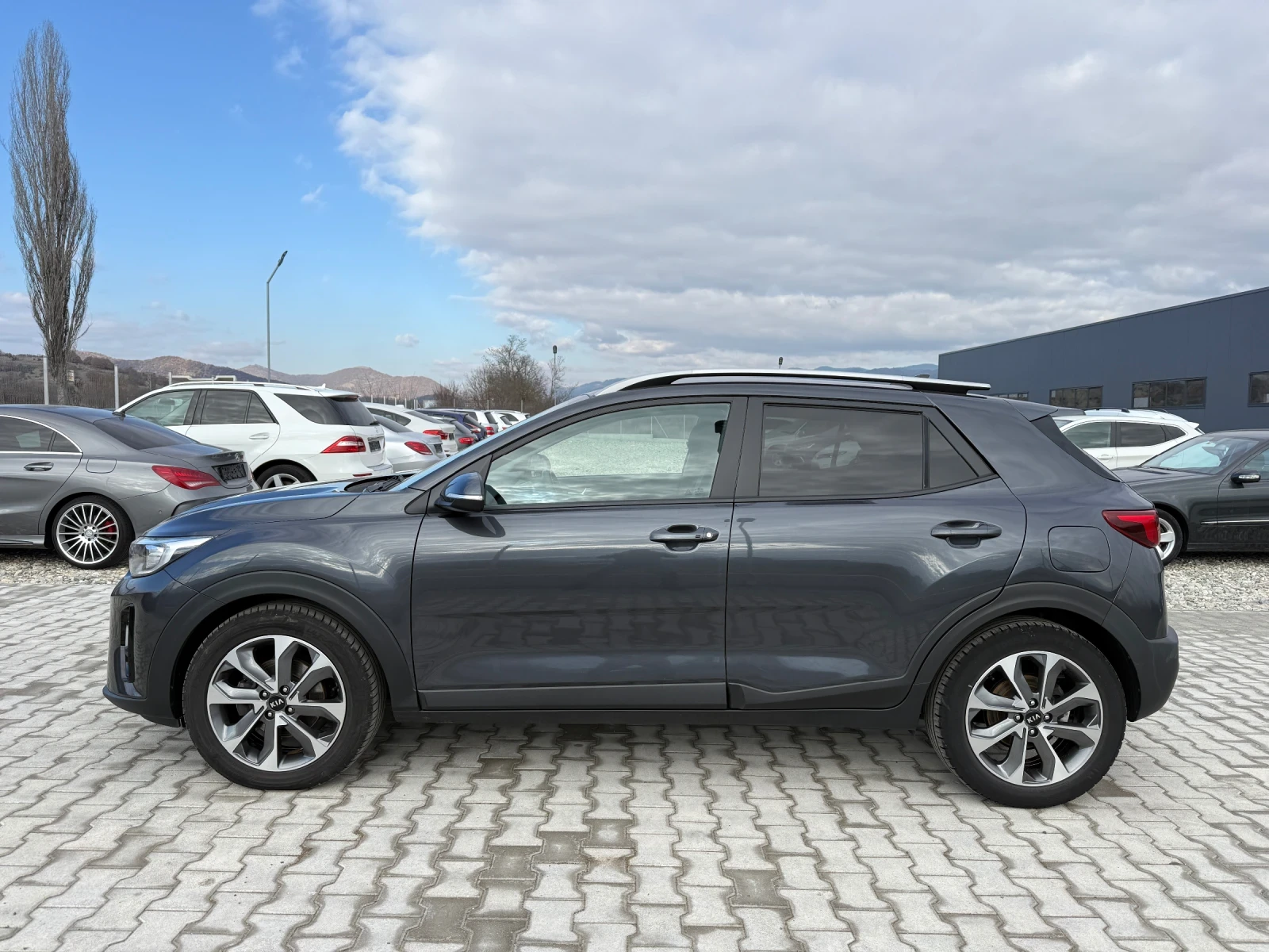 Kia Stonic 1.6 CRDI NAVI CAMERA | Mobile.bg � ����������� 3