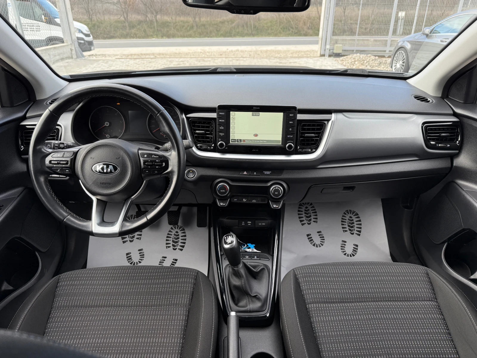 Kia Stonic 1.6 CRDI NAVI CAMERA | Mobile.bg � ����������� 14