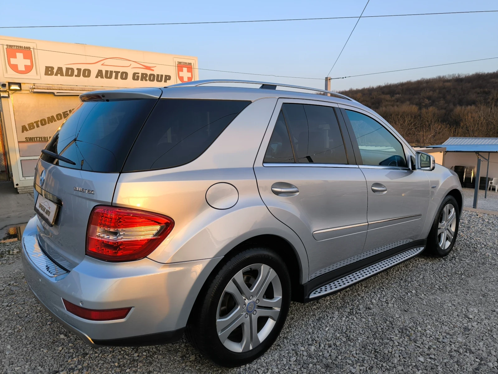 Mercedes-Benz ML 350 3.0TDi  Bluetec - Evro 6 -211 k.s- LUX SWISS, снимка 4 - Автомобили и джипове - 53861843