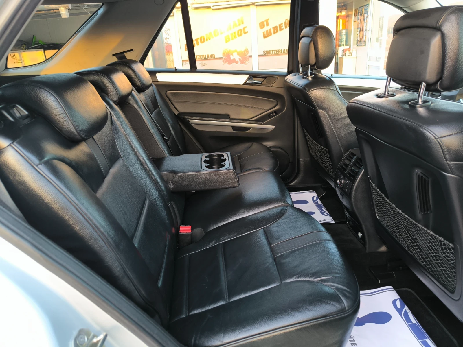 Mercedes-Benz ML 350 3.0TDi  Bluetec - Evro 6 -211 k.s- LUX SWISS, снимка 12 - Автомобили и джипове - 53861843