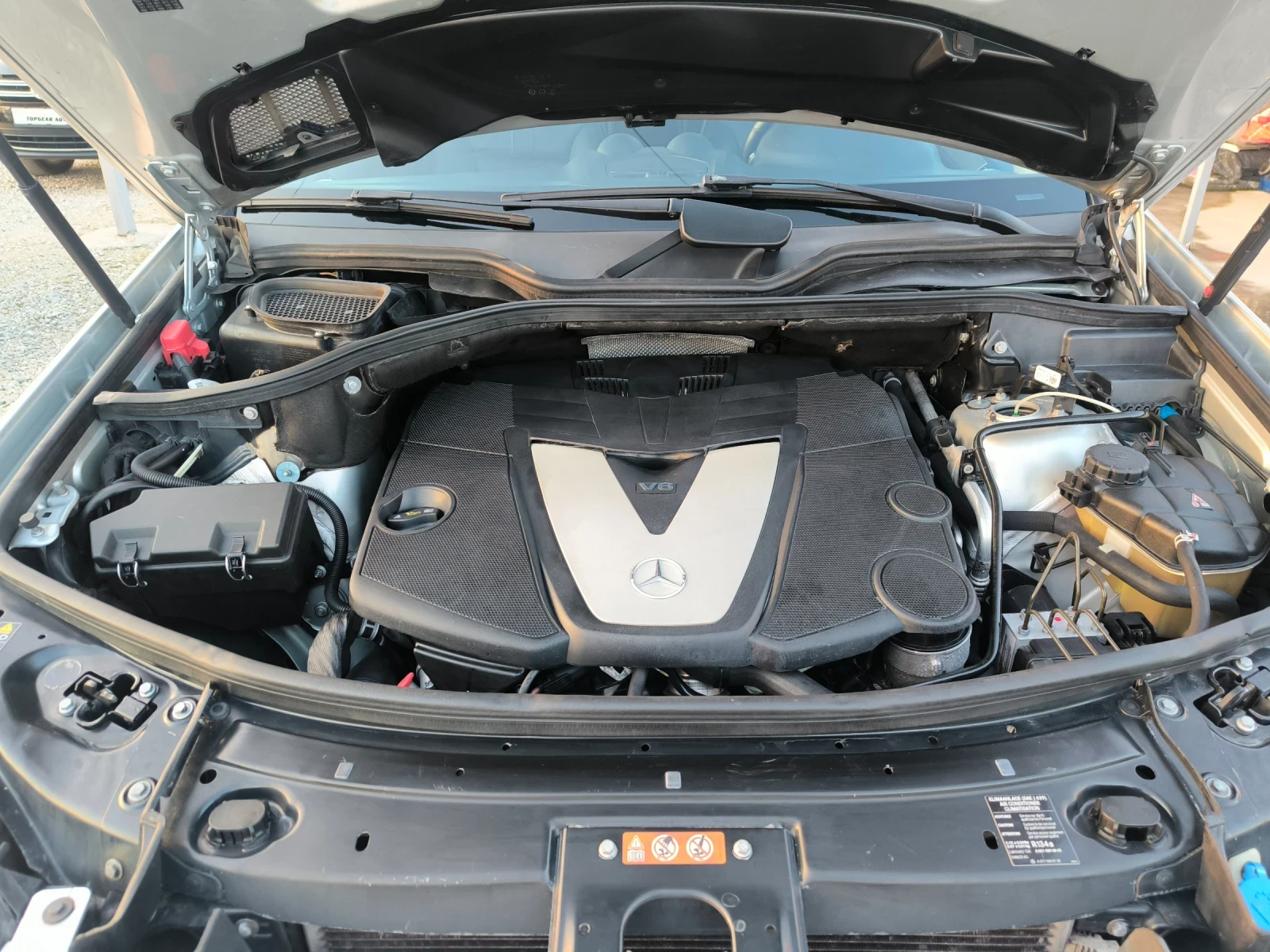 Mercedes-Benz ML 350 3.0TDi  Bluetec - Evro 6 -211 k.s- LUX SWISS, снимка 16 - Автомобили и джипове - 53861843