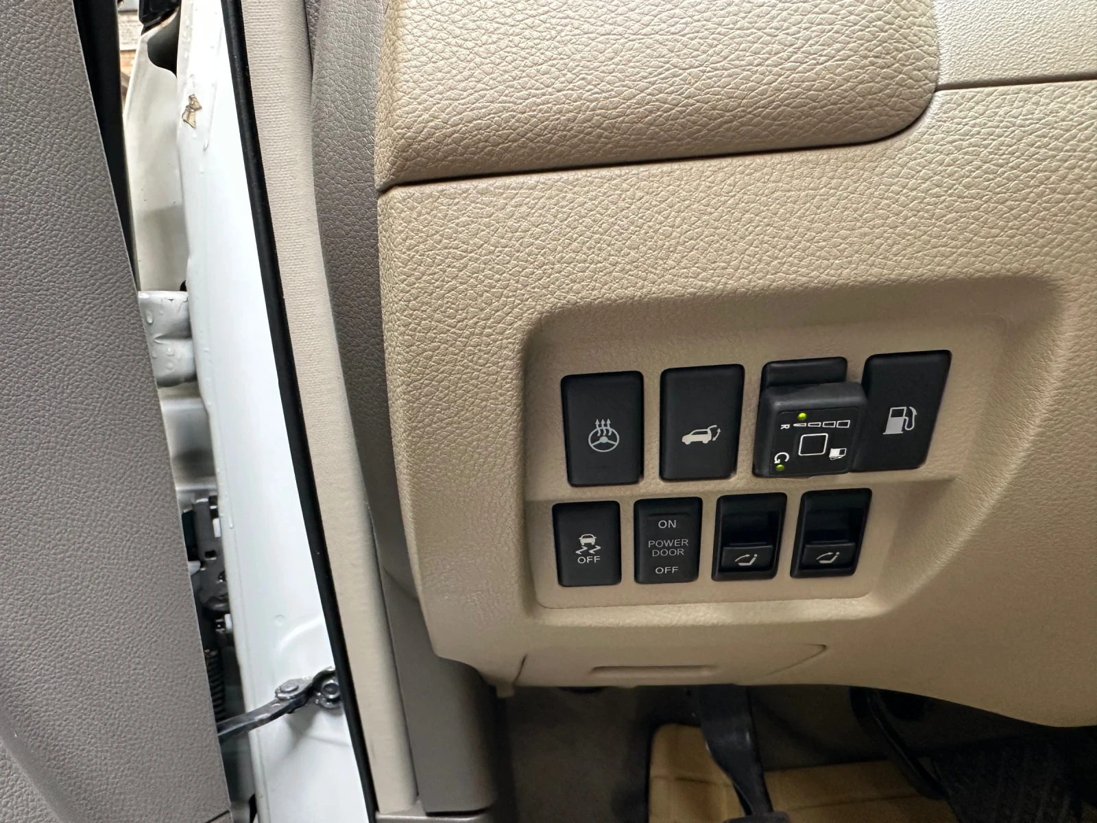 Nissan Murano, снимка 10 - Автомобили и джипове - 54691404