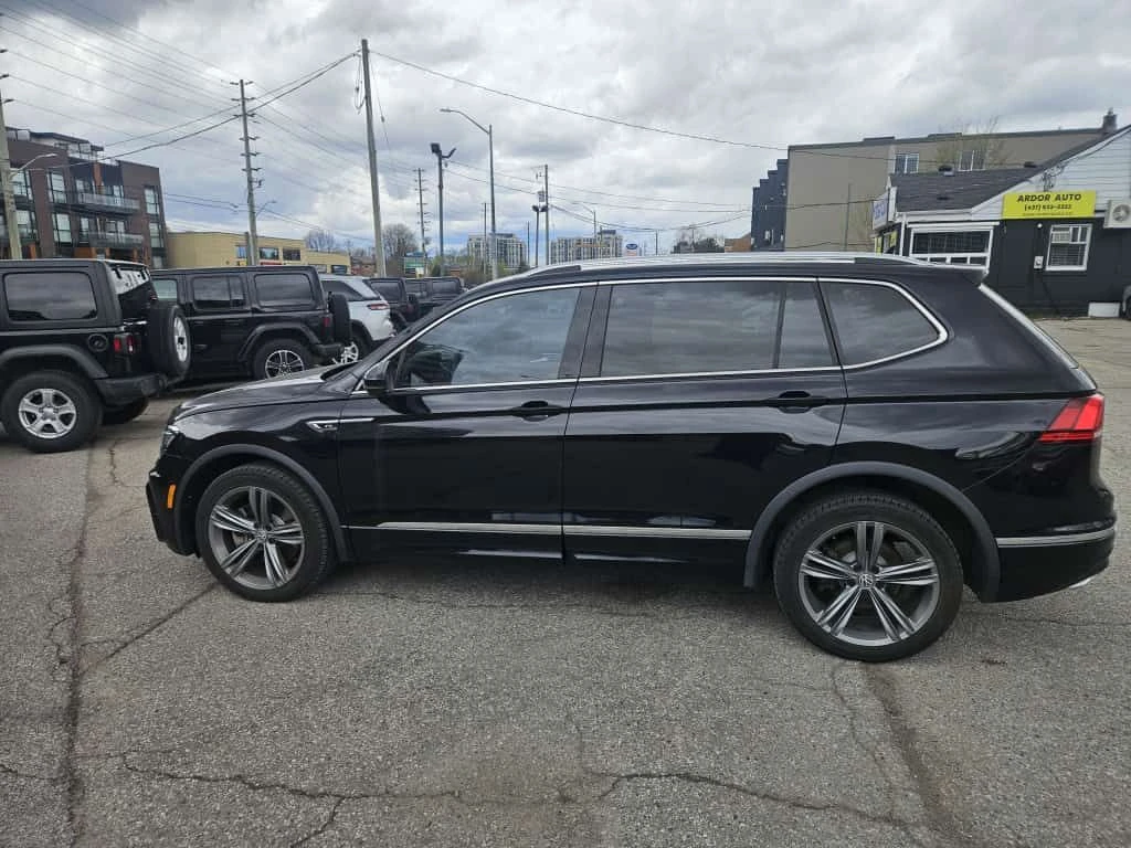 VW Tiguan Highline| ПОДГРЕВ| ПАНОРАМА| CARFAX, снимка 3 - Автомобили и джипове - 54919186