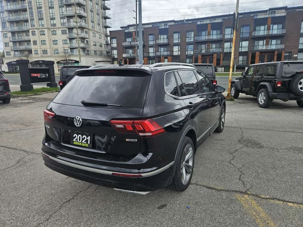 VW Tiguan Highline| ПОДГРЕВ| ПАНОРАМА| CARFAX, снимка 5 - Автомобили и джипове - 54919186