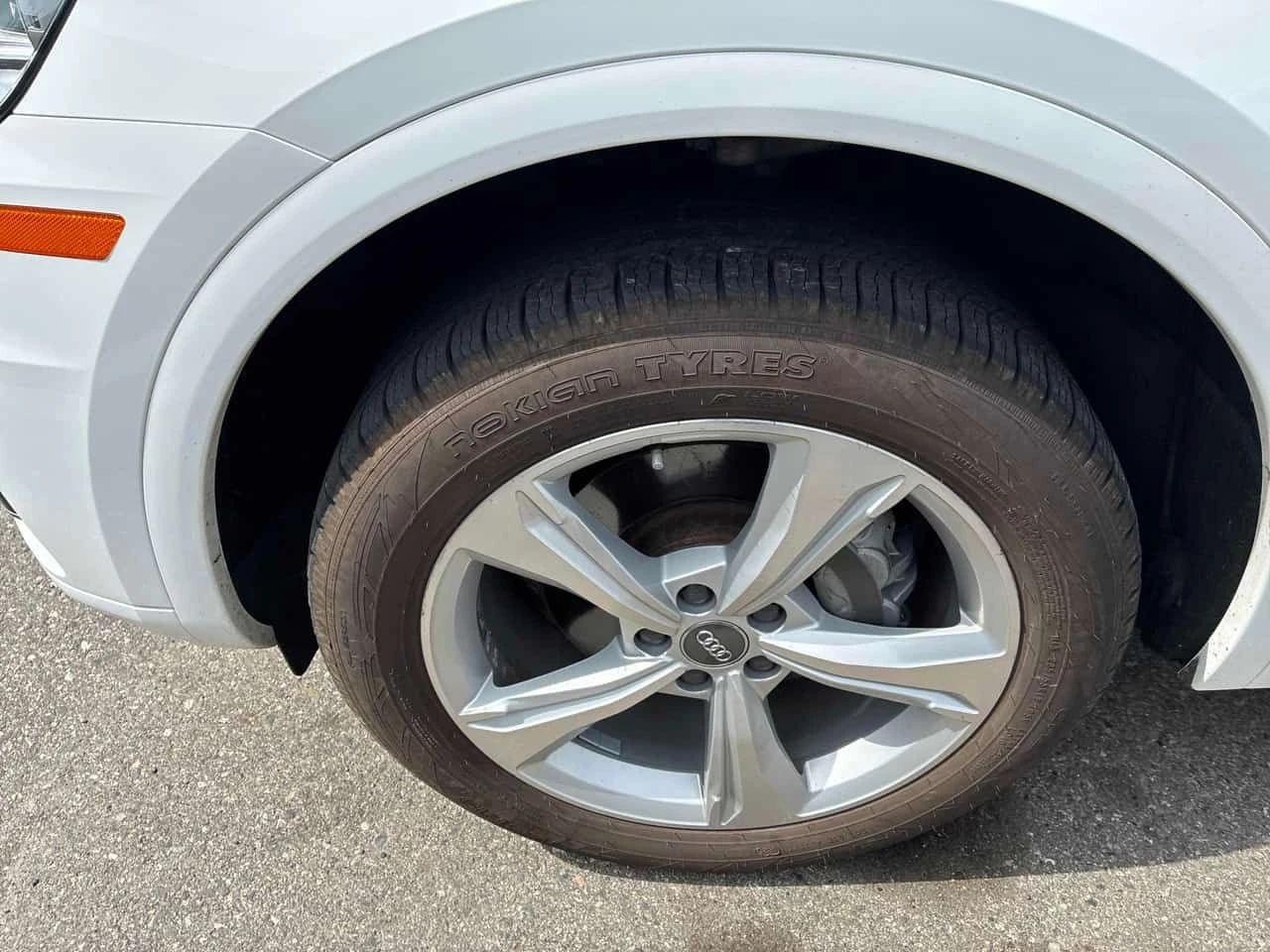 Audi Q5 * PROGRESSIV * CARFAX * БЕЗ ПЪРВОНАЧАЛНА ВНОСКА, снимка 4 - Автомобили и джипове - 55645682