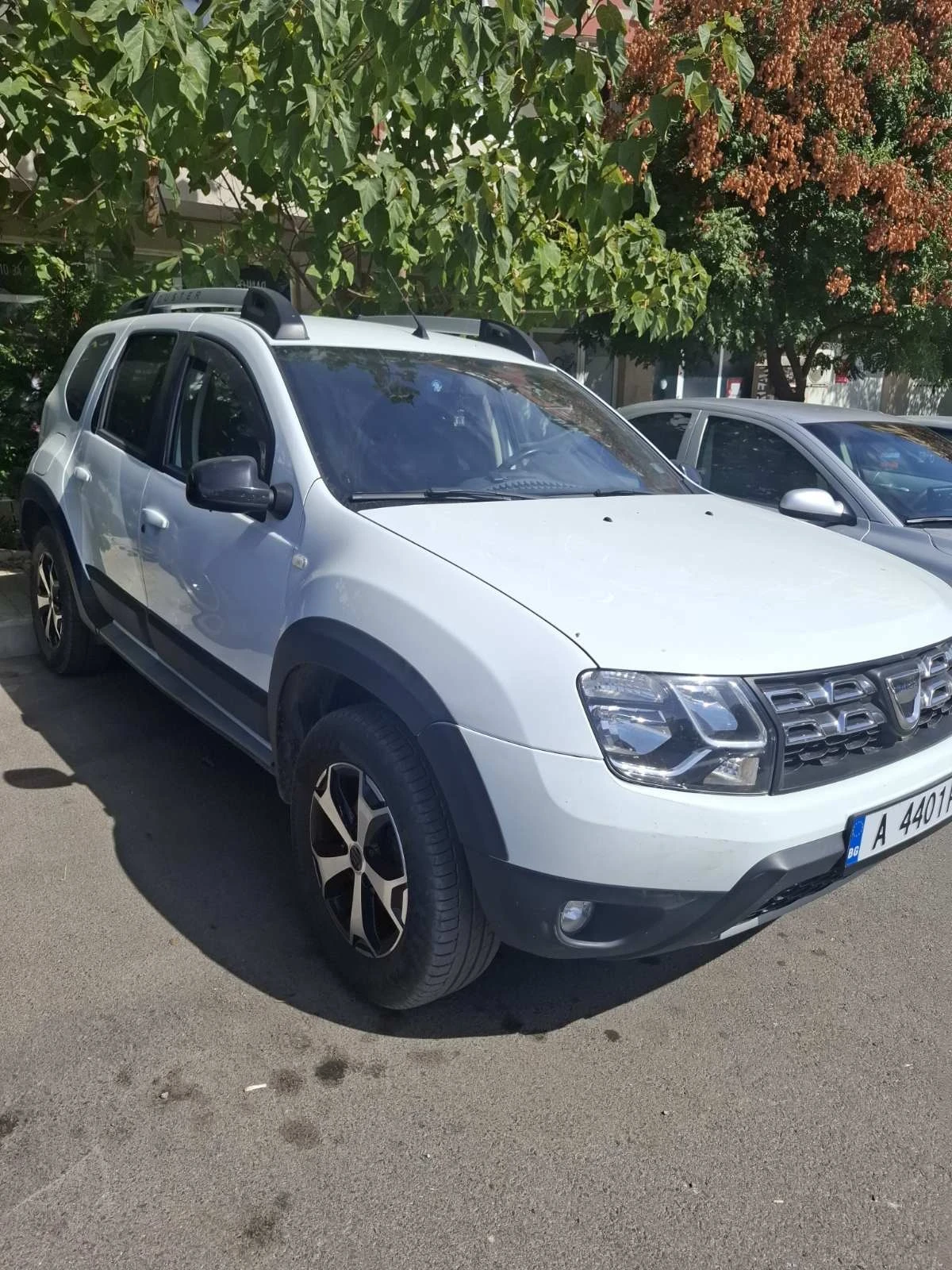 Dacia Duster, снимка 8 - Автомобили и джипове - 55876965