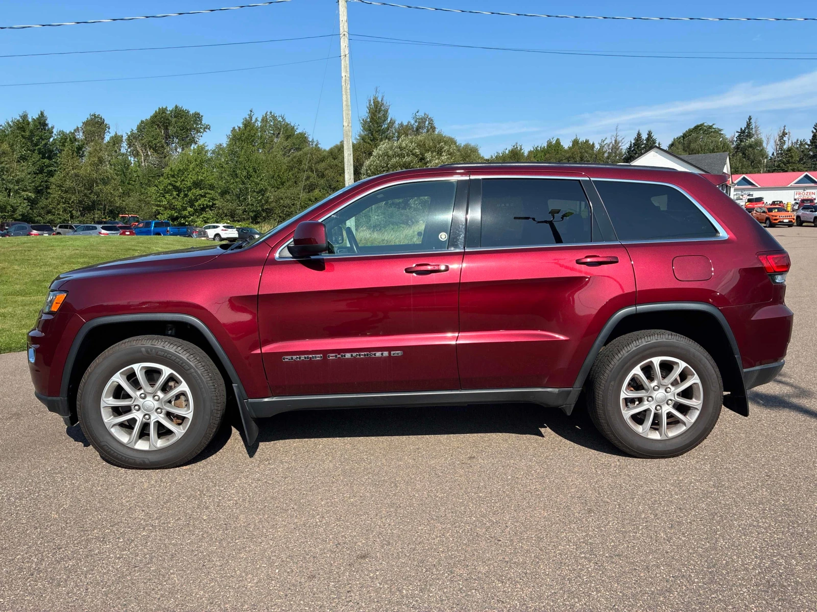 Jeep Grand cherokee * Laredo * АВТОКРЕДИТ БЕЗ ПЪРВОНАЧАЛНА ВНОСКА* , снимка 15 - Автомобили и джипове - 55900544