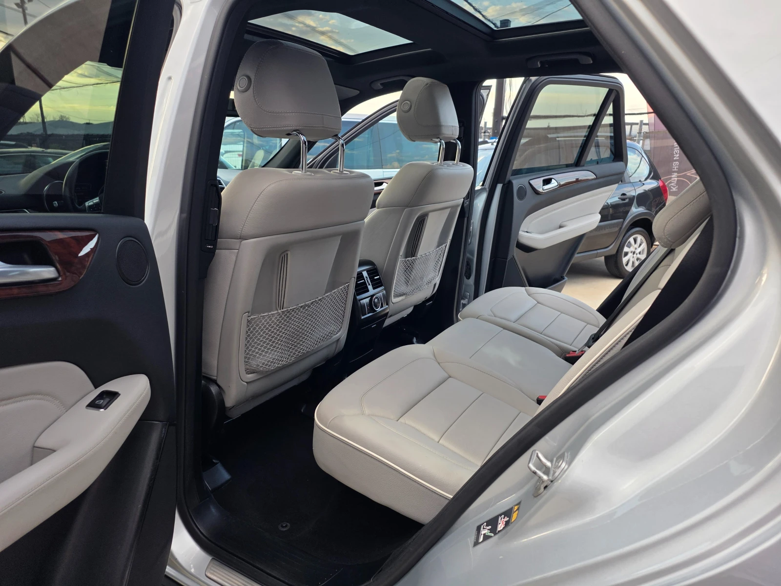 Mercedes-Benz ML 350 V6-306к.с 4x4-АВТОМАТИК-ШВЕЙЦАРИЯ, снимка 15 - Автомобили и джипове - 55939041