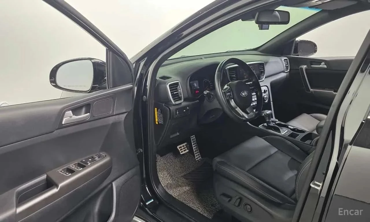 Kia Sportage, снимка 10 - Автомобили и джипове - 56685036
