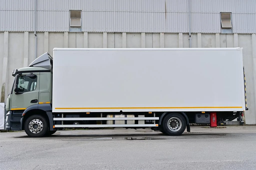 Mercedes-Benz Antos 1833 Retarder - Учебен - изображение 3