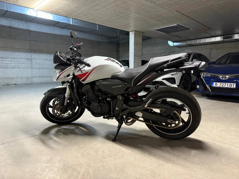 Honda Hornet, снимка 2 - Мотоциклети и мототехника - 51702538