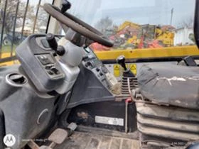 Телескопичен товарач JCB 530 /70, снимка 8