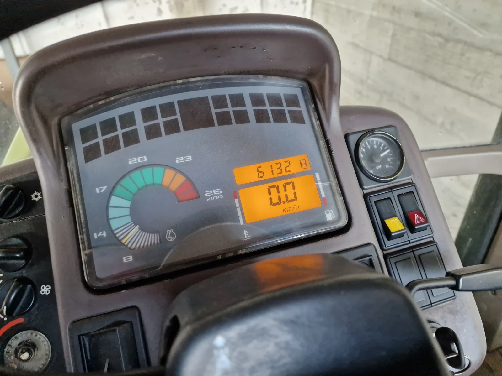 Трактор Claas ATLES 936 RZ - изображение 8