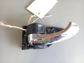 Дръжка врата предна лява вътрешна Тойота Рав 4 (н)