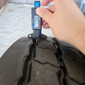 Гуми Всесезонни 235/75R17.5, снимка 4