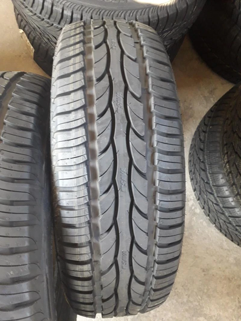 Гуми Летни 205/60R16, снимка 3 - Гуми и джанти - 45864074