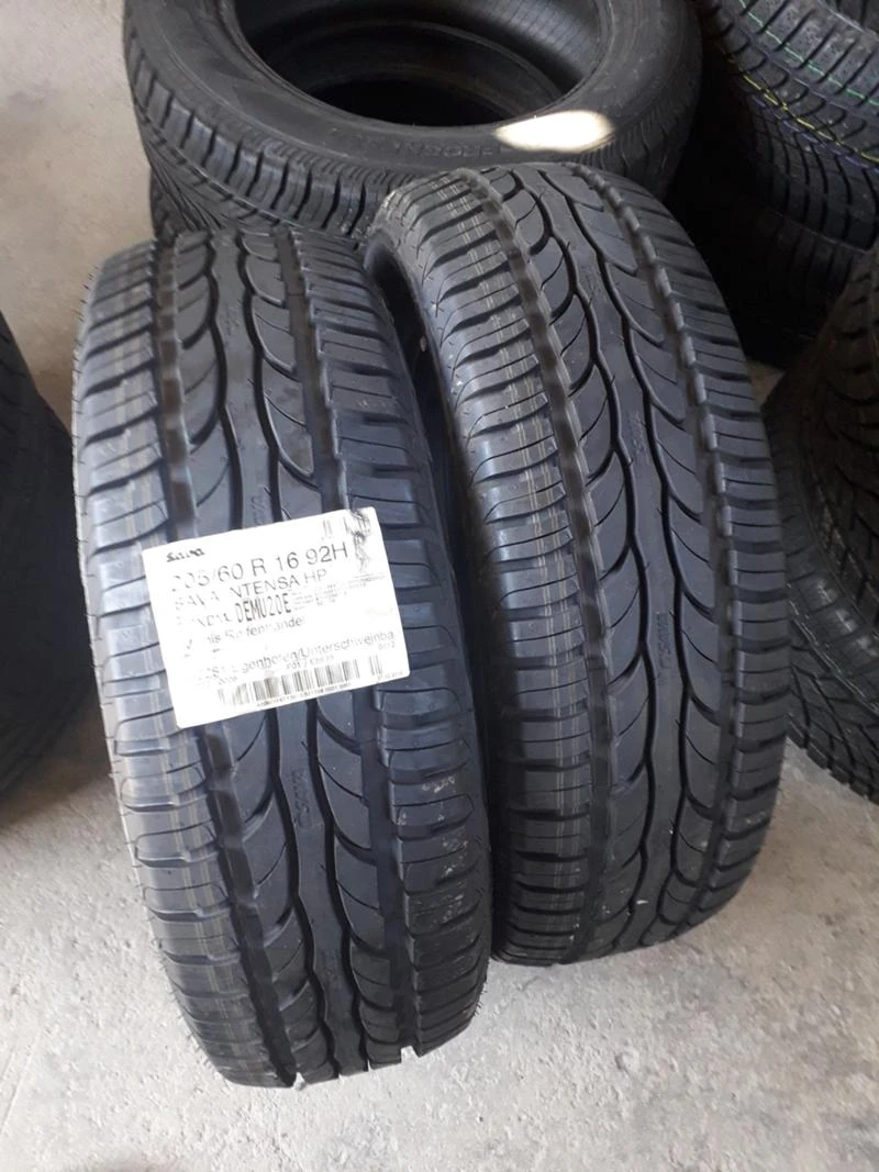 Гуми Летни 205/60R16, снимка 1 - Гуми и джанти - 45864074