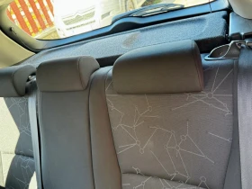 Toyota Auris 1.33 100кс, снимка 15