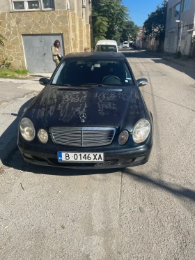 Mercedes-Benz E 220, снимка 8