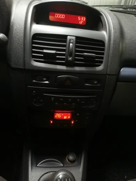 Renault Symbol - 1250 € / 2444.79 лв. - 63237327 14