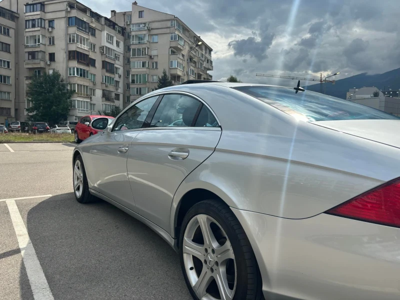 Mercedes-Benz CLS 500 500, снимка 5 - Автомобили и джипове - 47428668