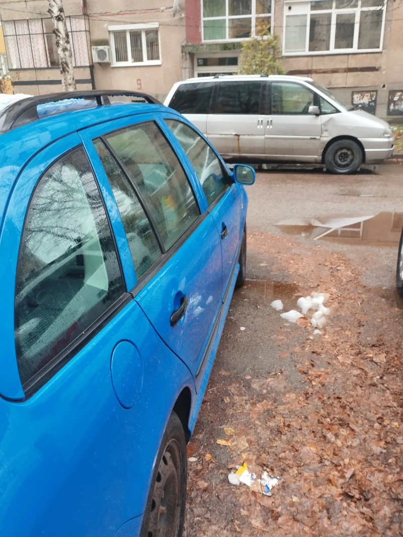 Skoda Fabia, снимка 4 - Автомобили и джипове - 47970039