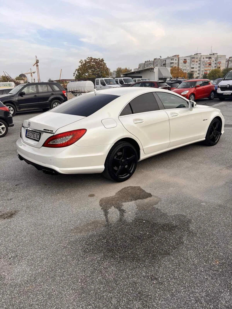 Mercedes-Benz CLS AMG 4MATIC DIST CAMERA HARMAN KARDON FULL БЯЛА ПЕР, снимка 4 - Автомобили и джипове - 48120863