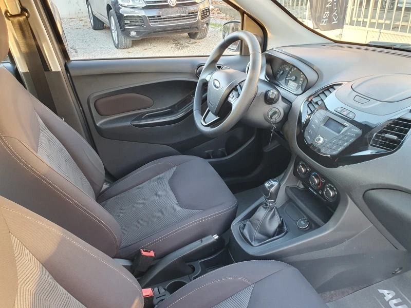 Ford Ka 1.2/70ks, снимка 15 - Автомобили и джипове - 48323442