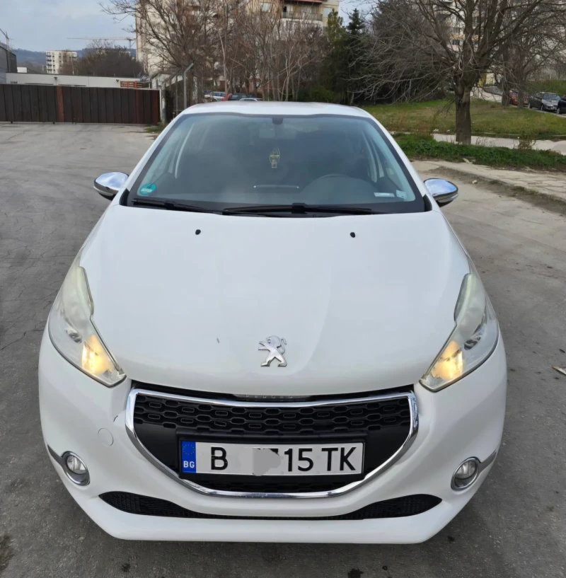 Peugeot 208, снимка 3 - Автомобили и джипове - 48580921