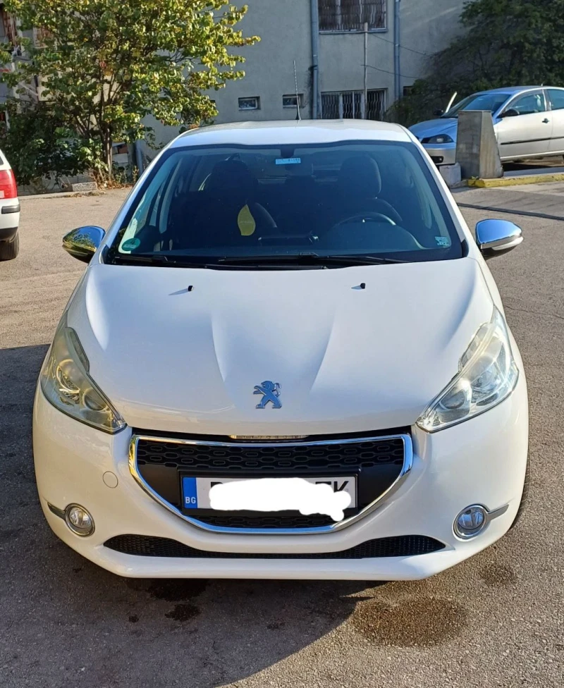 Peugeot 208, снимка 3 - Автомобили и джипове - 48580921