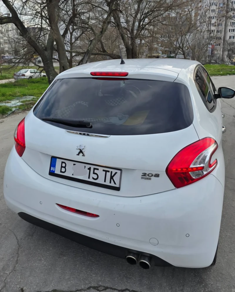 Peugeot 208, снимка 4 - Автомобили и джипове - 48580921