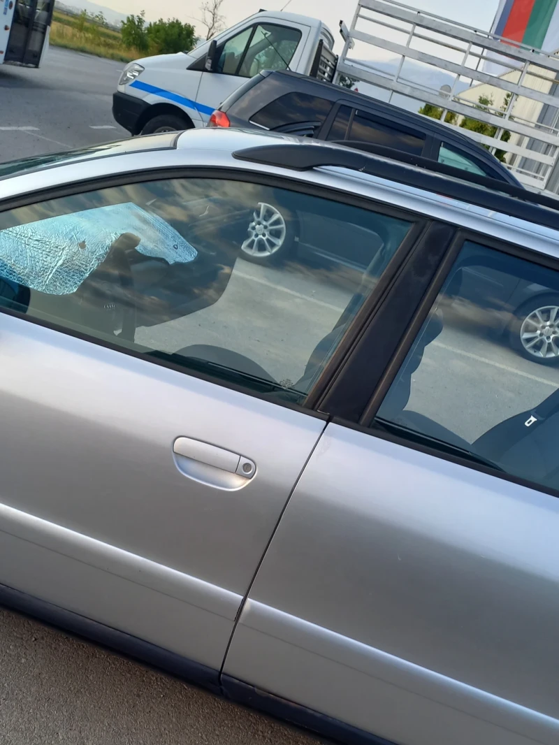 Audi A4, снимка 2 - Автомобили и джипове - 52270345