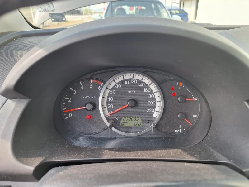 Mazda 5, снимка 5 - Автомобили и джипове - 52707327