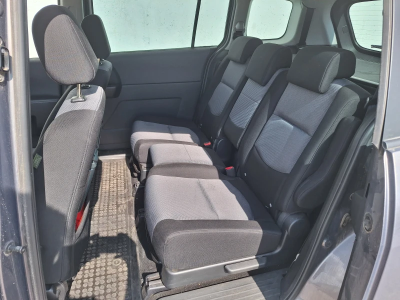 Mazda 5, снимка 8 - Автомобили и джипове - 52707327