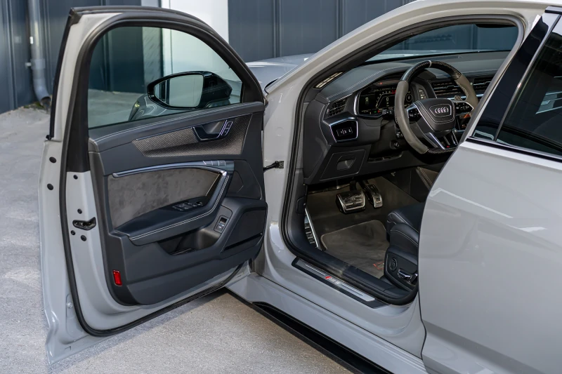 Audi Rs6, снимка 7 - Автомобили и джипове - 52127009