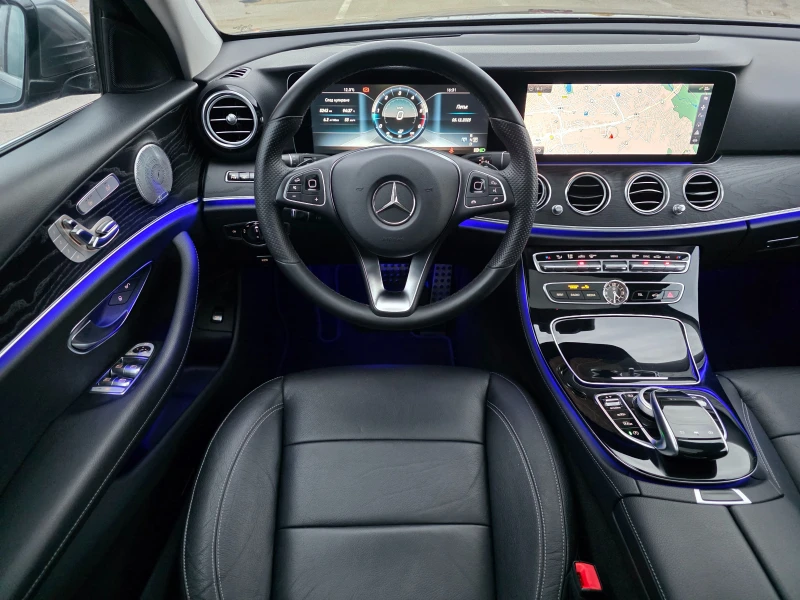 Mercedes-Benz E 220  ALLTERRAIN 4MATIC 360 PANORAMA BURMESTER, снимка 12 - Автомобили и джипове - 52668883