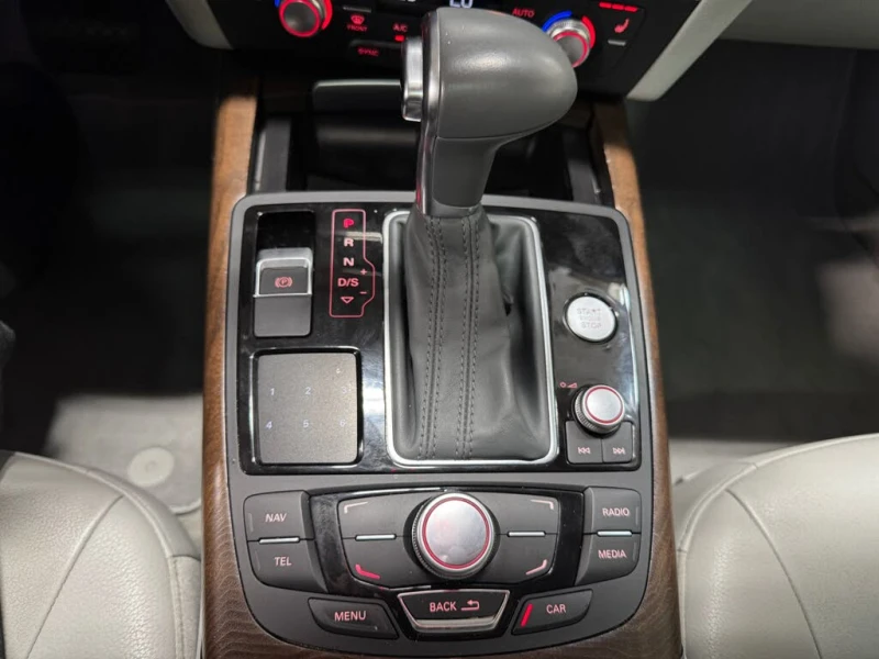 Audi A7 * 3.0T* QUATTRO* TECHNIK* АвтоКредит* (ЦЕНА ДО БГ), снимка 16 - Автомобили и джипове - 52742282