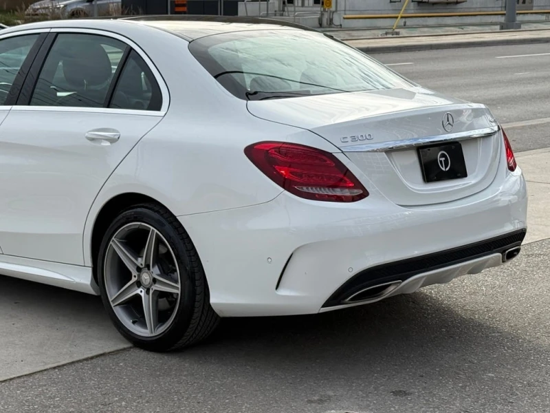 Mercedes-Benz 300 * //AMG PKG | PANO | 360 CAMERA | NAVI * CARFAX * , снимка 15 - Автомобили и джипове - 53008746