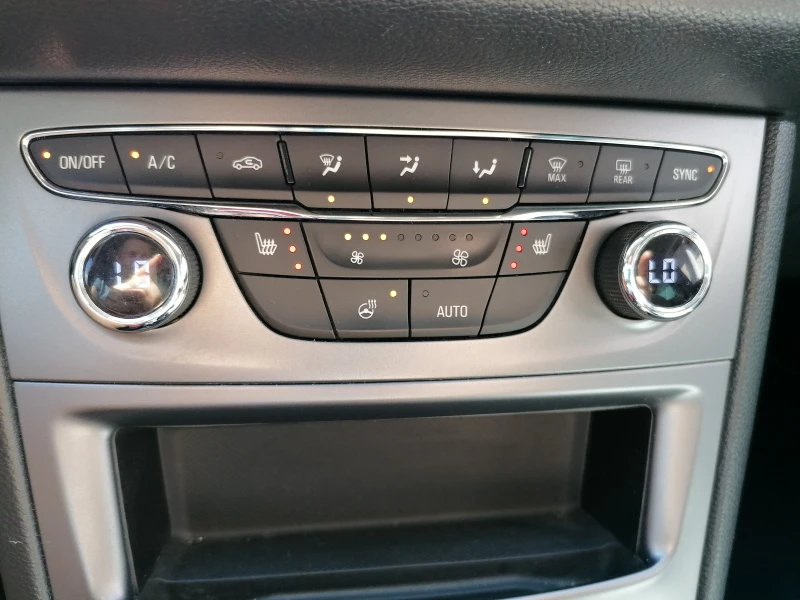 Opel Astra, снимка 6 - Автомобили и джипове - 53296276