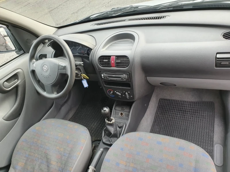 Opel Combo 1.3 CDTI, снимка 10 - Автомобили и джипове - 53507351