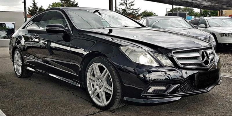 Mercedes-Benz E 350 AMG LED, снимка 2 - Автомобили и джипове - 46829777