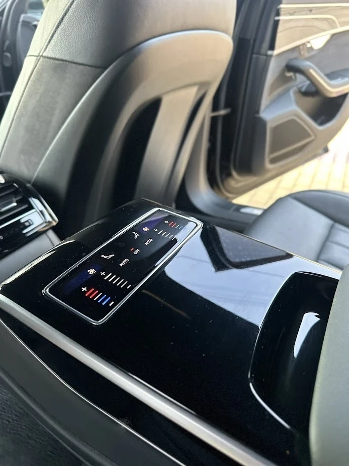 Audi A8, снимка 10 - Автомобили и джипове - 55279589