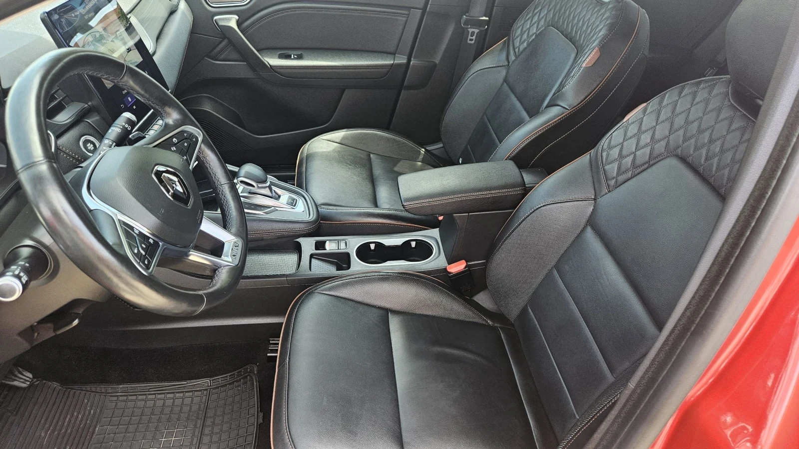 Renault Captur Initiale Paris, снимка 9 - Автомобили и джипове - 54962248