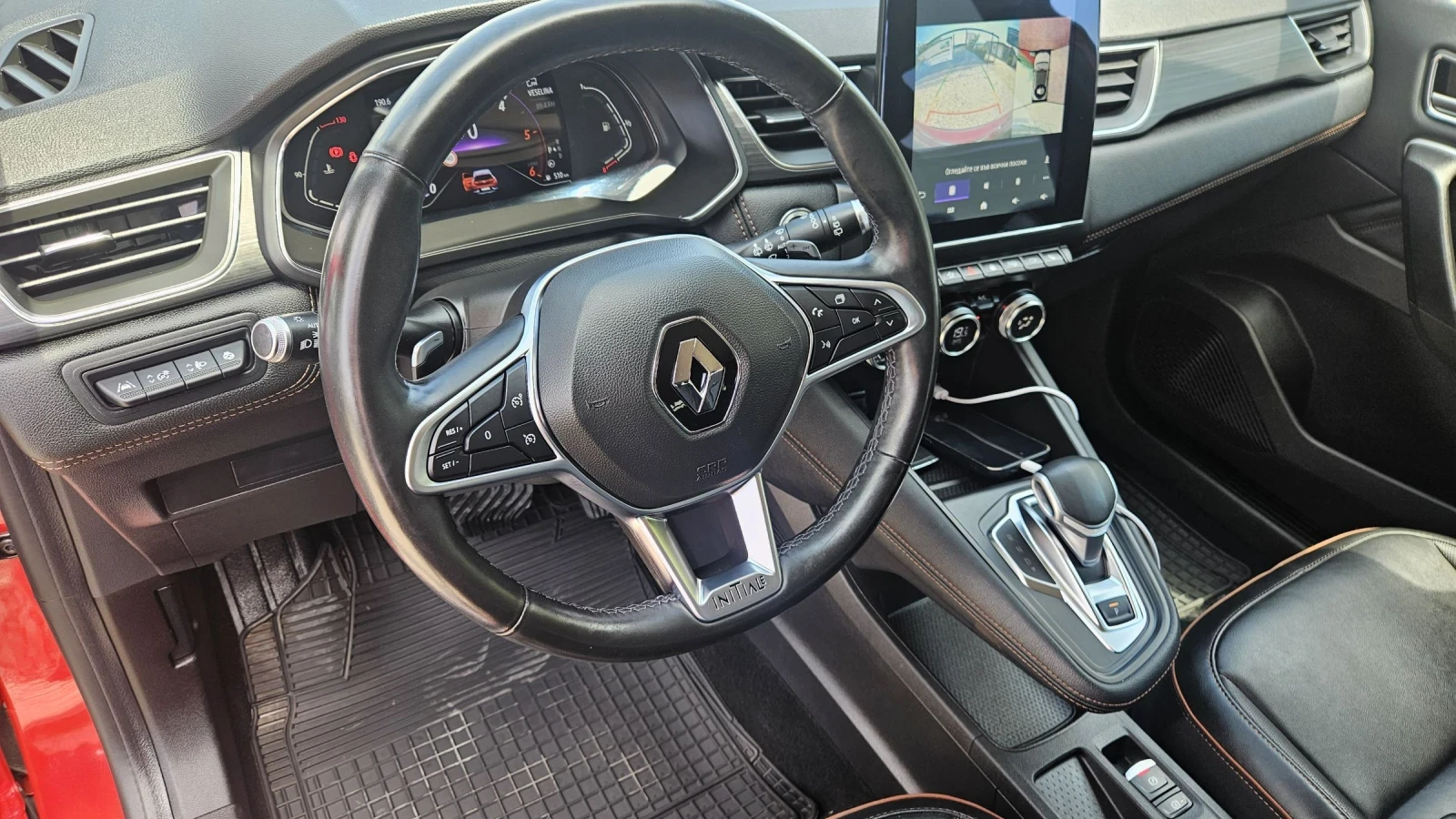Renault Captur Initiale Paris, снимка 8 - Автомобили и джипове - 54962248