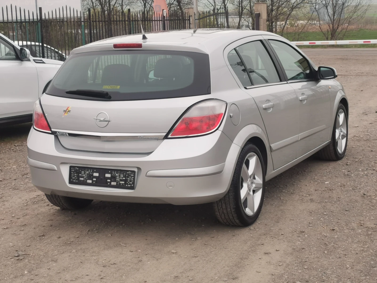 Opel Astra 1, 6i-GPL  - изображение 5