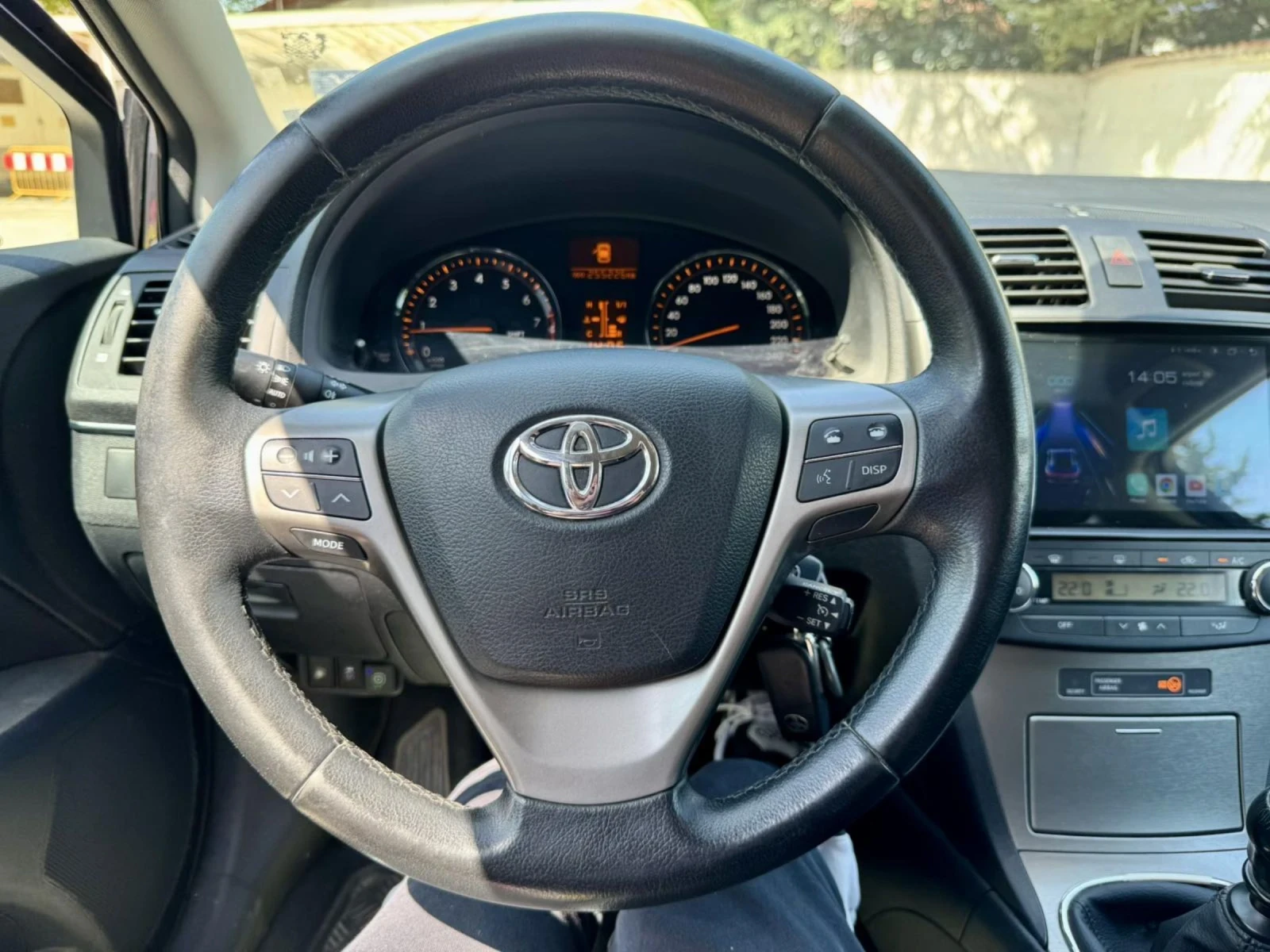 Toyota Avensis  - изображение 10