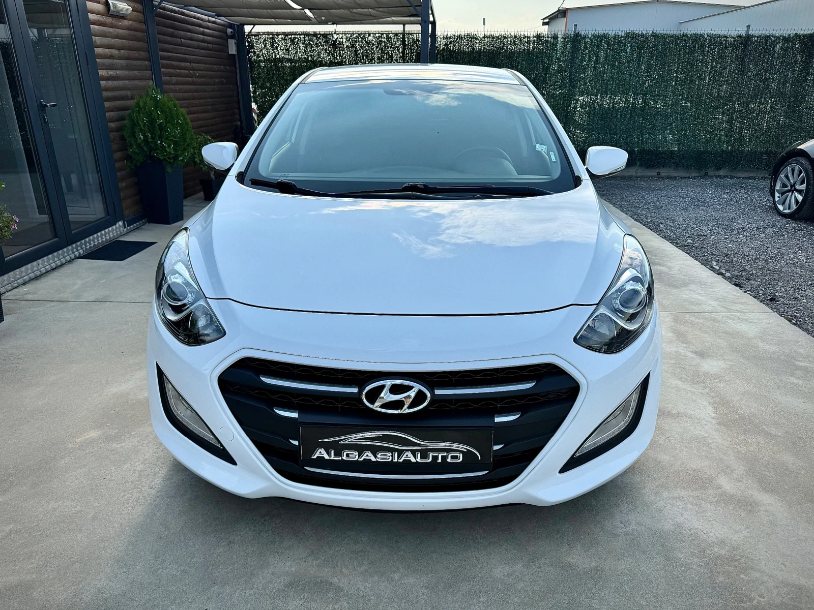Hyundai I30 1.4 MPI* YES!* NAVI* CAMERA* LED - изображение 7